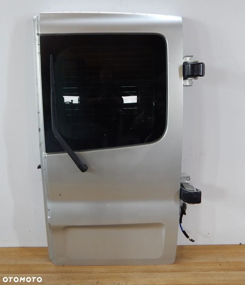 Drzwi prawy tył skrzydełka TRAFIC III vivaro nv300 Talento 14-22 srebrne Łuków części - 1