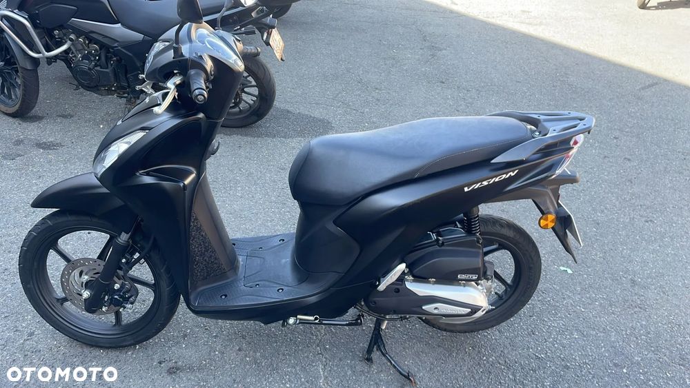 Honda Vision - 32