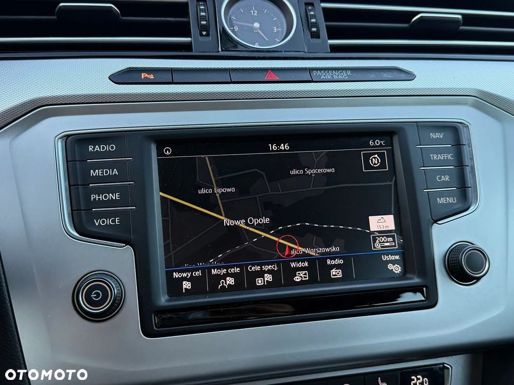 Volkswagen Passat 2.0 TDI BMT Comfortline - 17