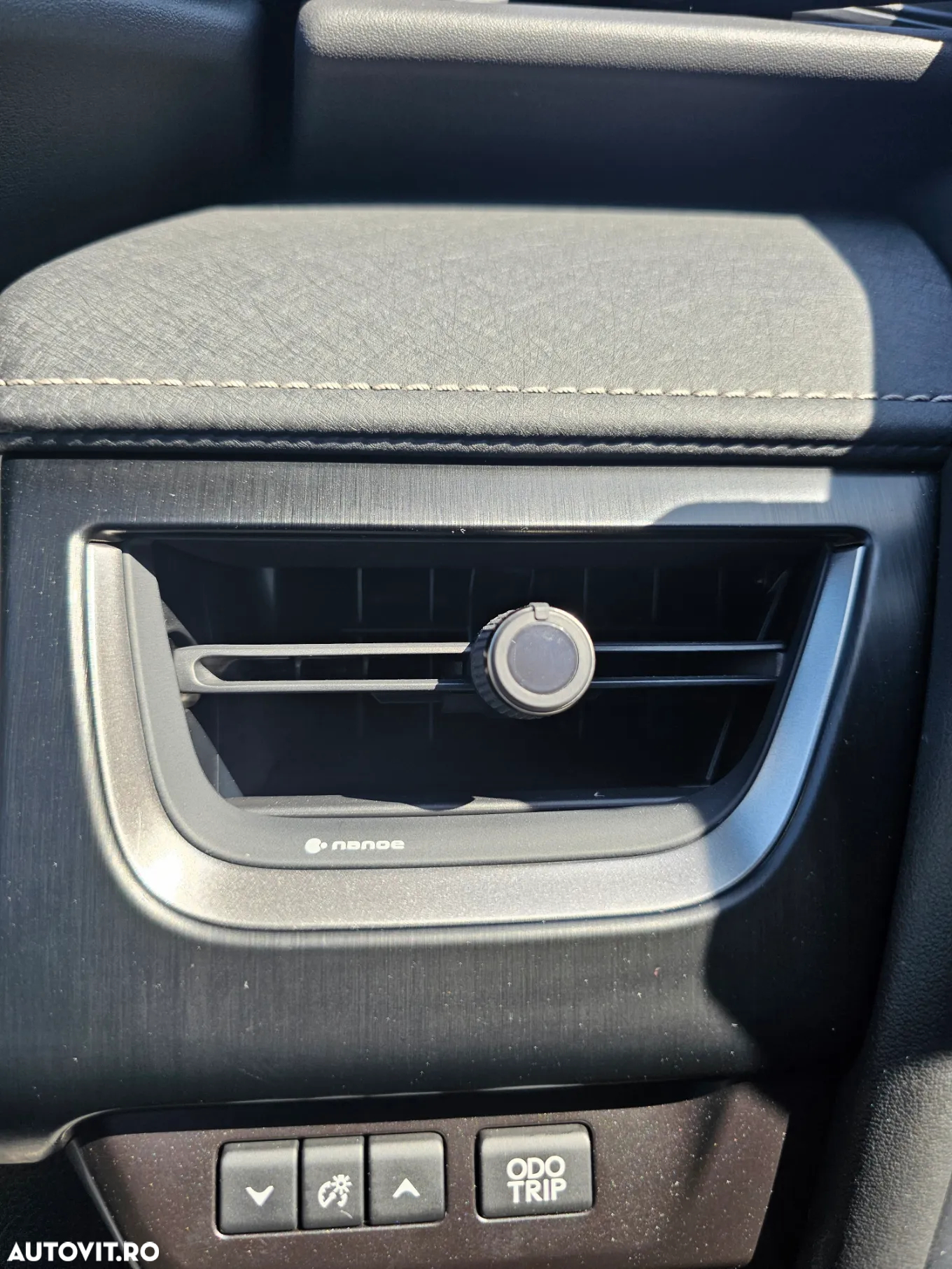Lexus UX 250h Luxury Line - 17