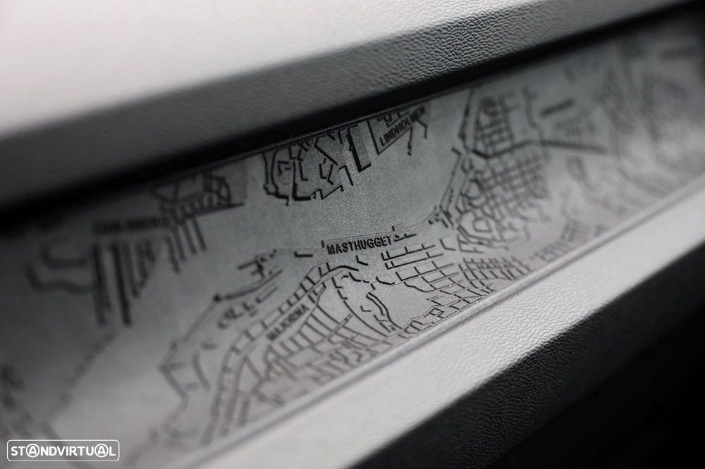 Volvo EC40 82 kWh Single Motor Extended Range Plus - 18