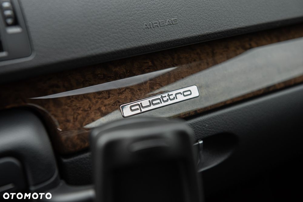 Audi S4 Avant tiptronic - 23