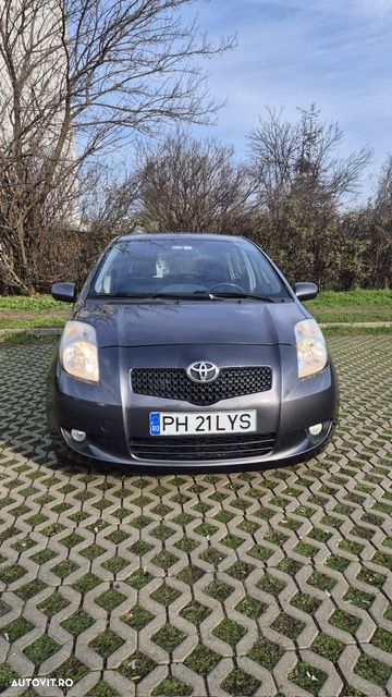 Toyota Yaris 1.3 Sol - 18