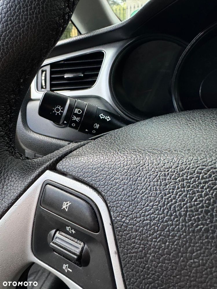 Kia Ceed 1.6 CRDi L - 13