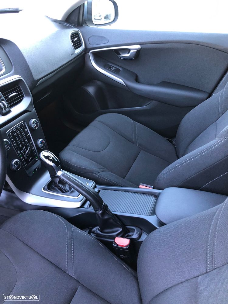 Volvo V40 1.5 T3 Sport Edition Geartronic - 28