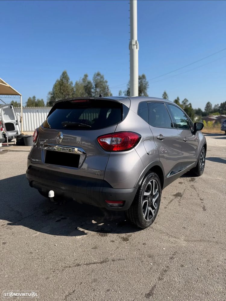 Renault Captur 1.5 dCi Exclusive - 2