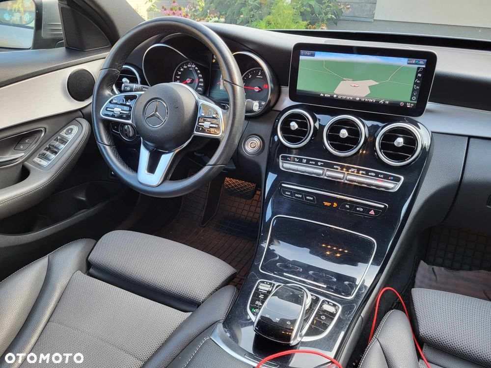 Mercedes-Benz Klasa C 220 d T 9G-TRONIC AMG Line - 15