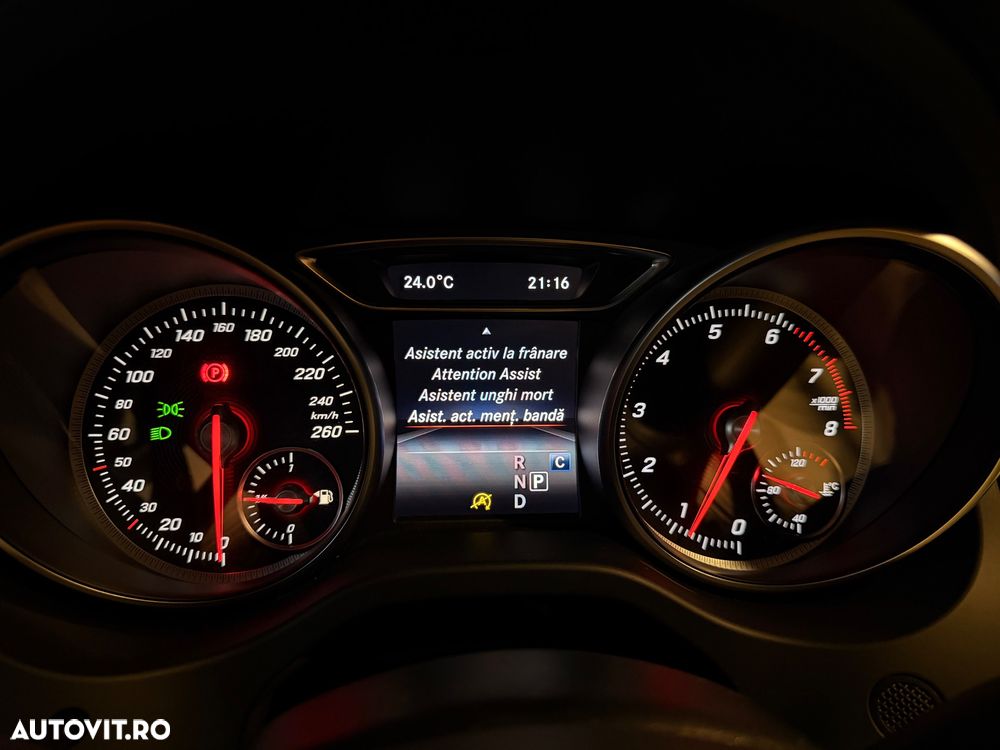 Mercedes-Benz CLA 220 - 21