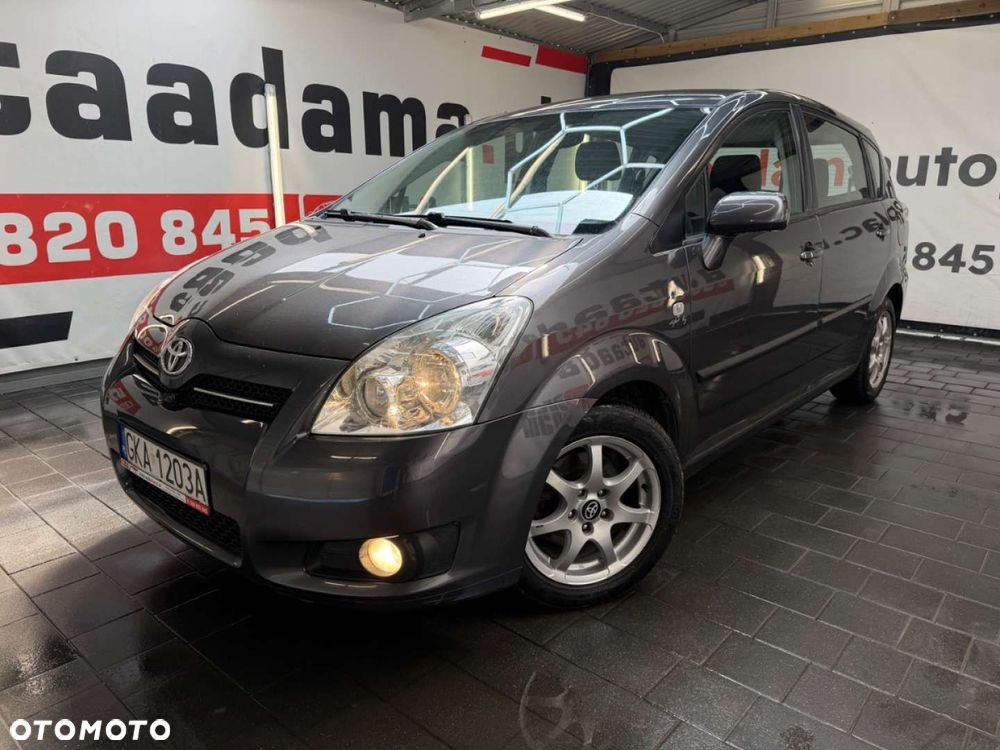 Toyota Corolla Verso 2.2 D-4D Premium + 7os - 9