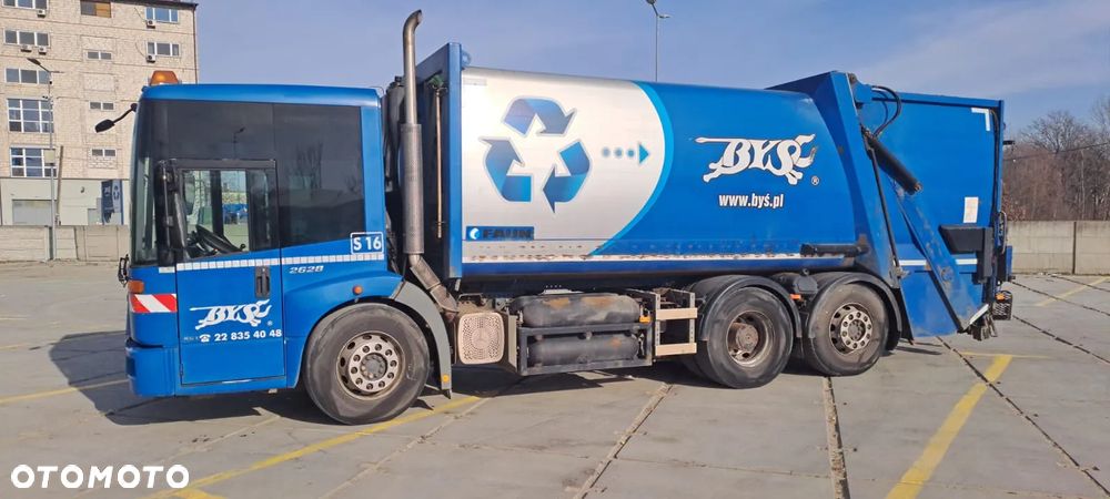 Mercedes-Benz ECONIC - 2