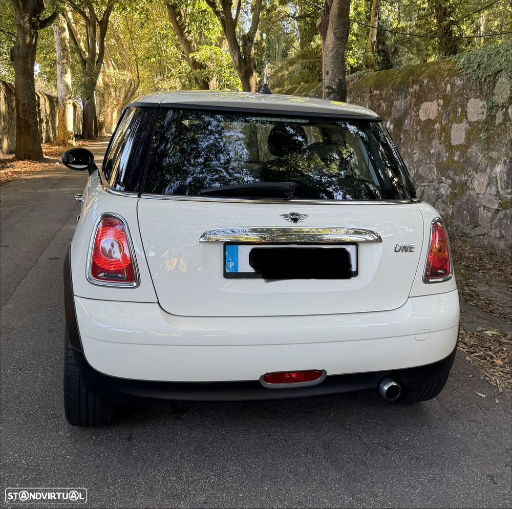 MINI 3 Portas One - 8
