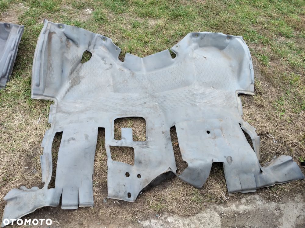 Iveco 40c14 35c14 50c14 3,0 skrzynia 6b koła wał zbiornik paliwa zawieszenie drążek skrętny  osprzęt silnika  kanapa i inne - 26