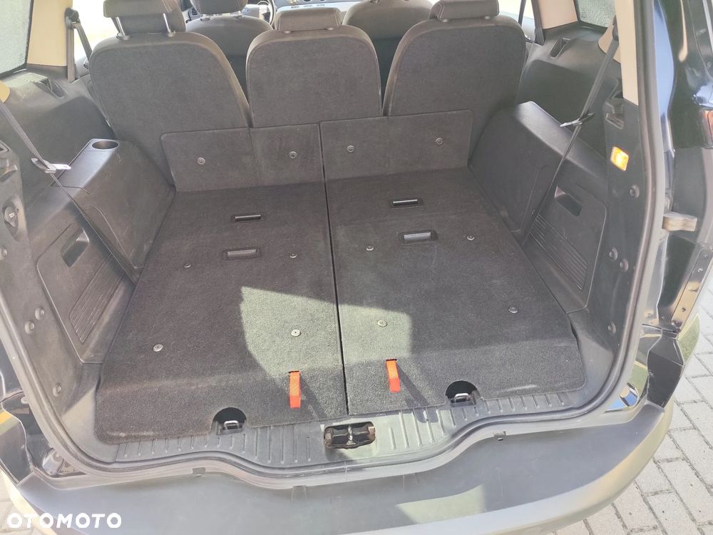Ford S-Max 2.0 TDCi Trend - 9