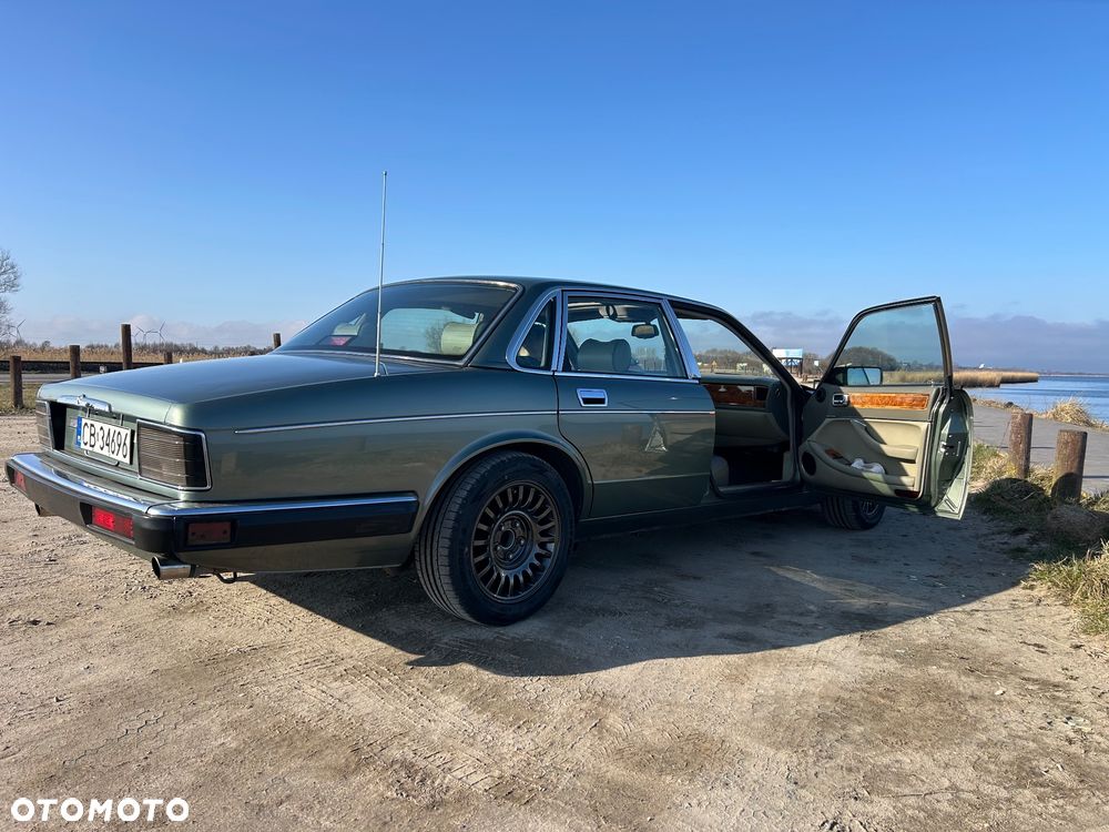 Jaguar XJ XJ12 6.0 - 6