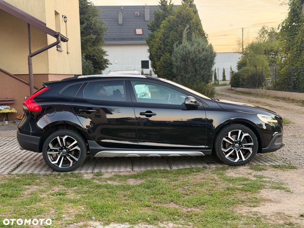 Volvo V40 D3 Drive-E Ocean Race - 12