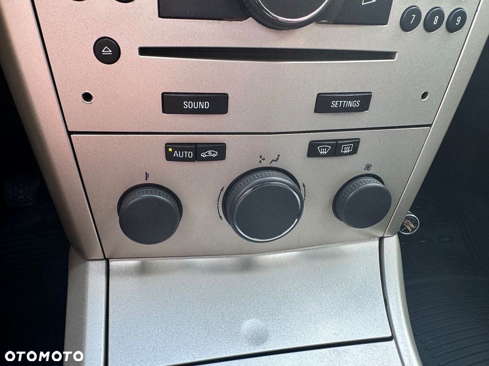 Opel Astra 1.6 Active - 15