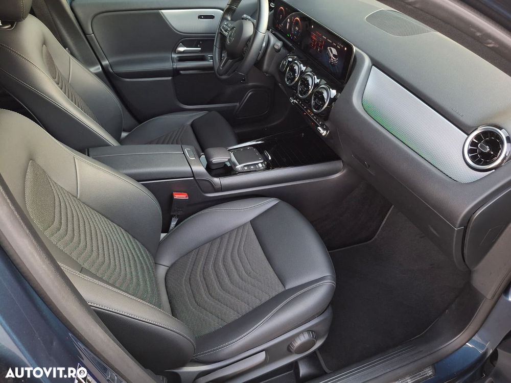 Mercedes-Benz GLA 250 e - 12