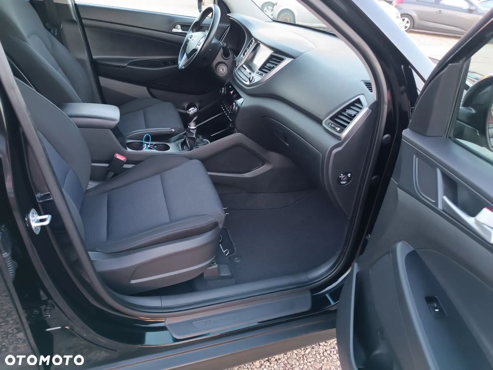 Hyundai Tucson blue 1.7 CRDi 2WD Passion - 28