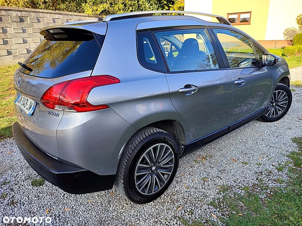 Peugeot 2008 1.2 Pure Tech Active - 6