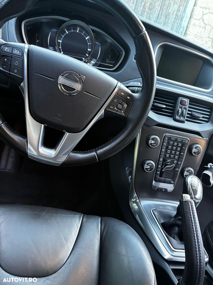 Volvo V40 - 10