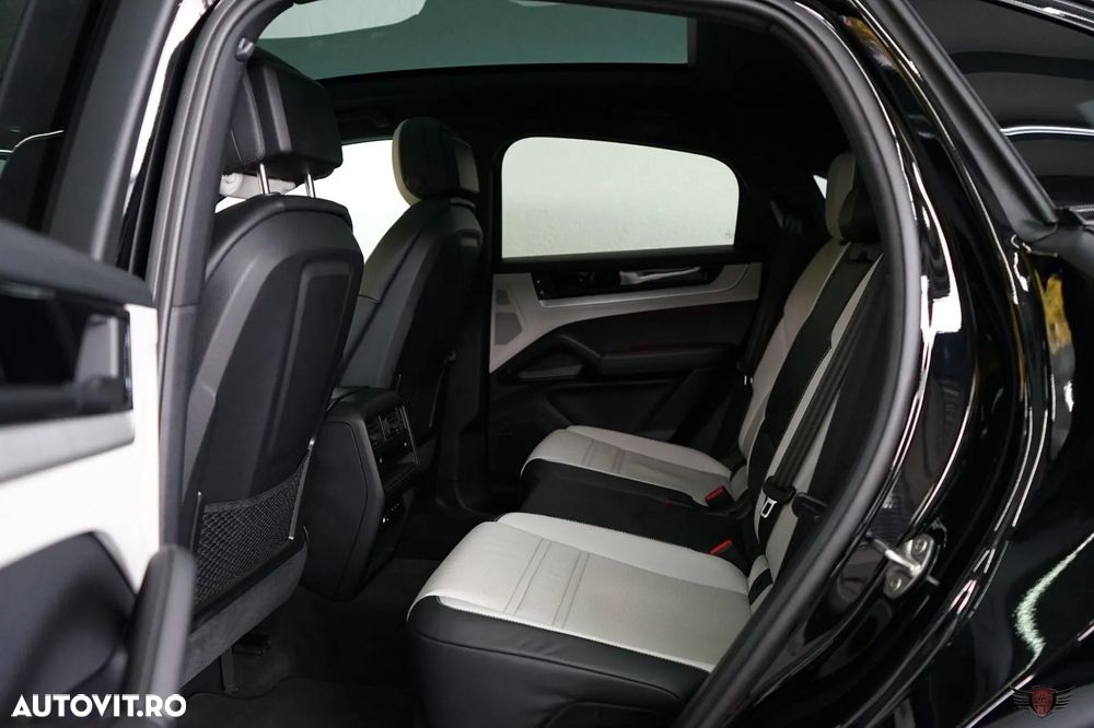 Porsche Cayenne Coupe S E-Hybrid Tiptronic S - 15