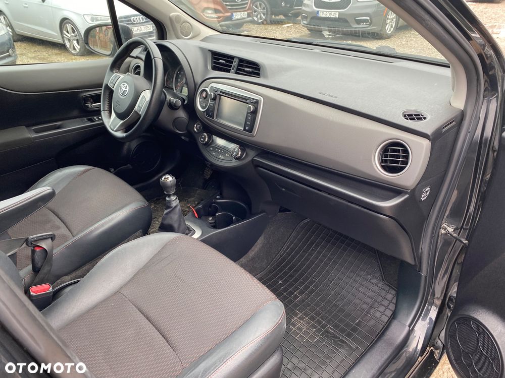Toyota Yaris 1.33 Prestige - 24