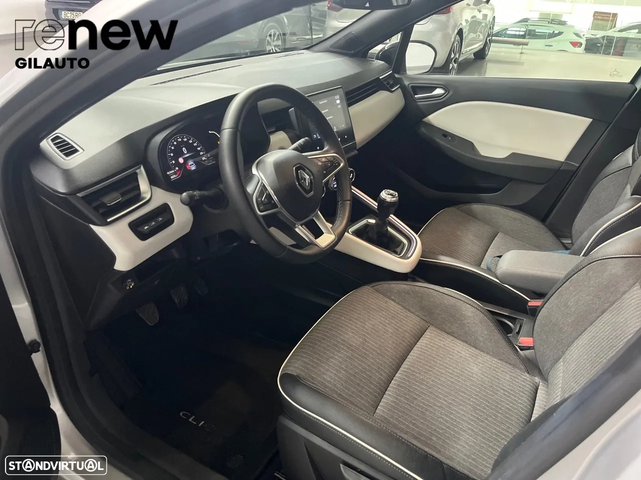 Renault Clio 1.0 TCe Techno Bi-Fuel - 21