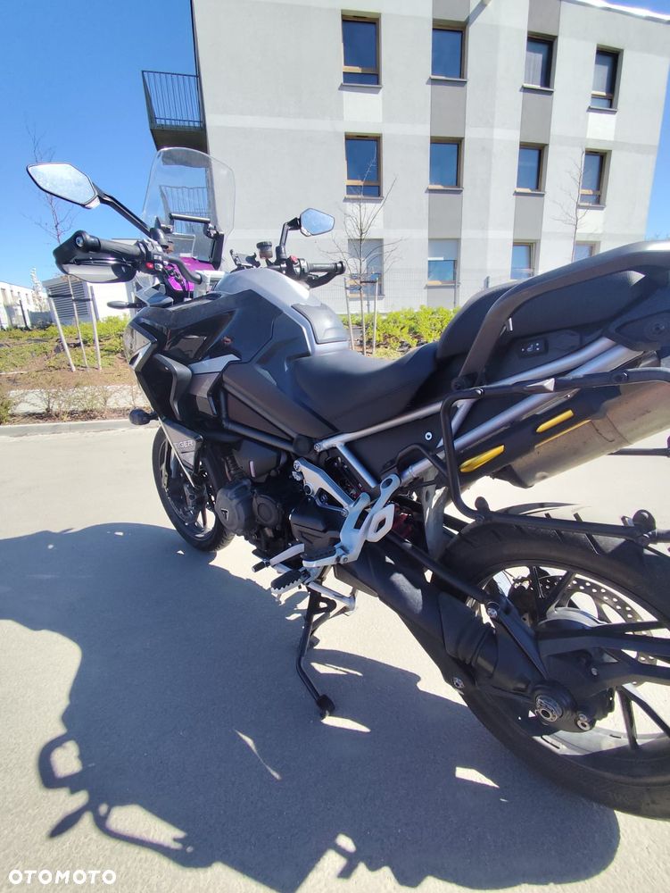 Triumph Tiger - 8