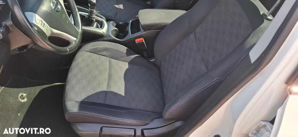 Nissan Qashqai 1.5 DCI Start/Stop Tekna - 16