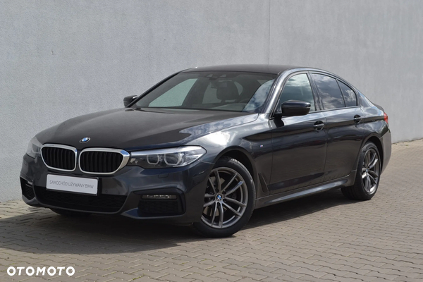 BMW Seria 5 520d xDrive M Sport sport