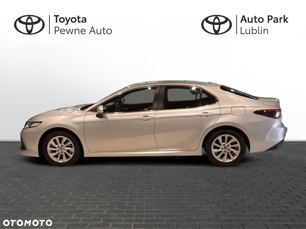 Toyota Camry 2.5 Hybrid Comfort CVT - 2