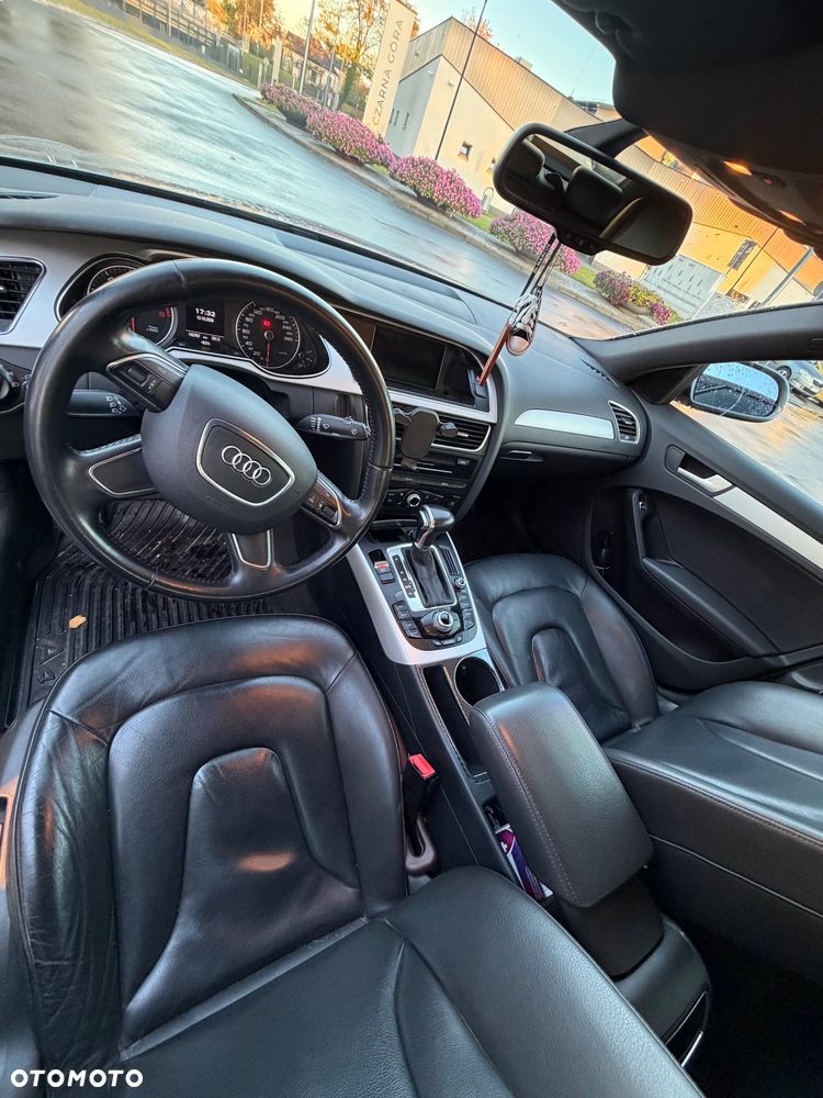 Audi A4 Limousine - 22