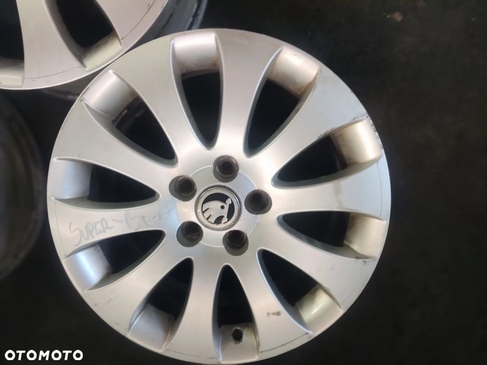 SKODA SUPERB II FELGA ALUMINIOWA 17'' 5X112 - 5