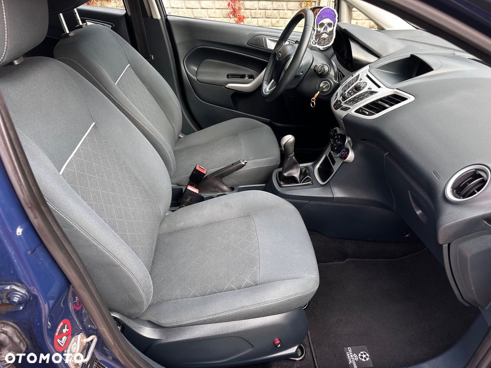 Ford Fiesta 1.4 Champions Edition - 21