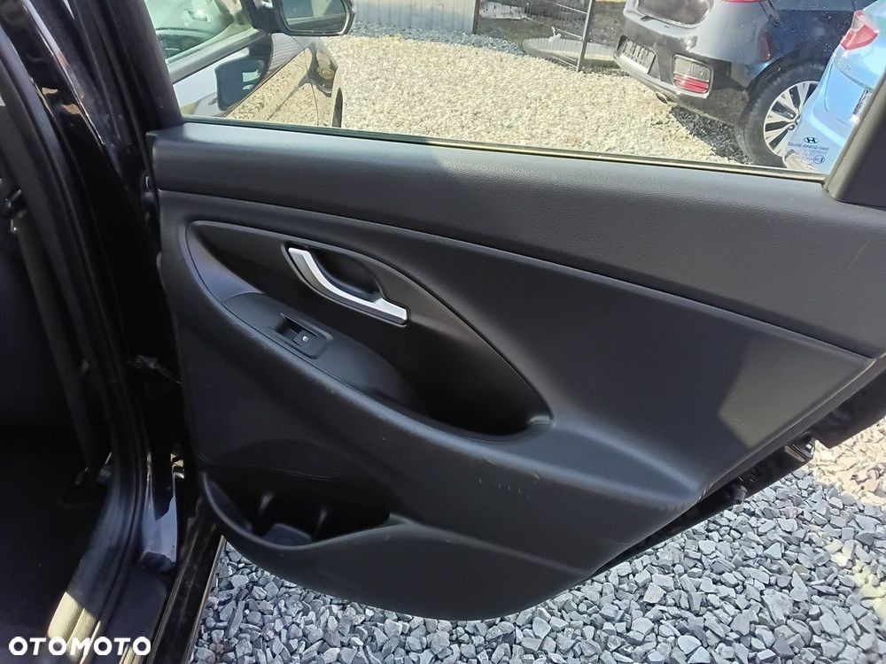 Hyundai i30 - 34