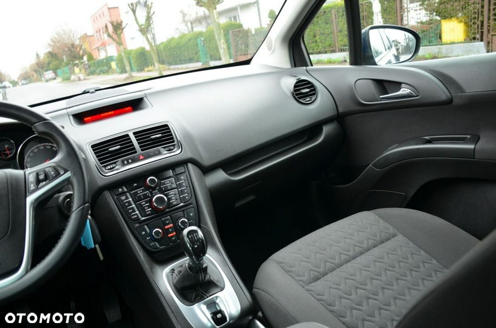 Opel Meriva - 27