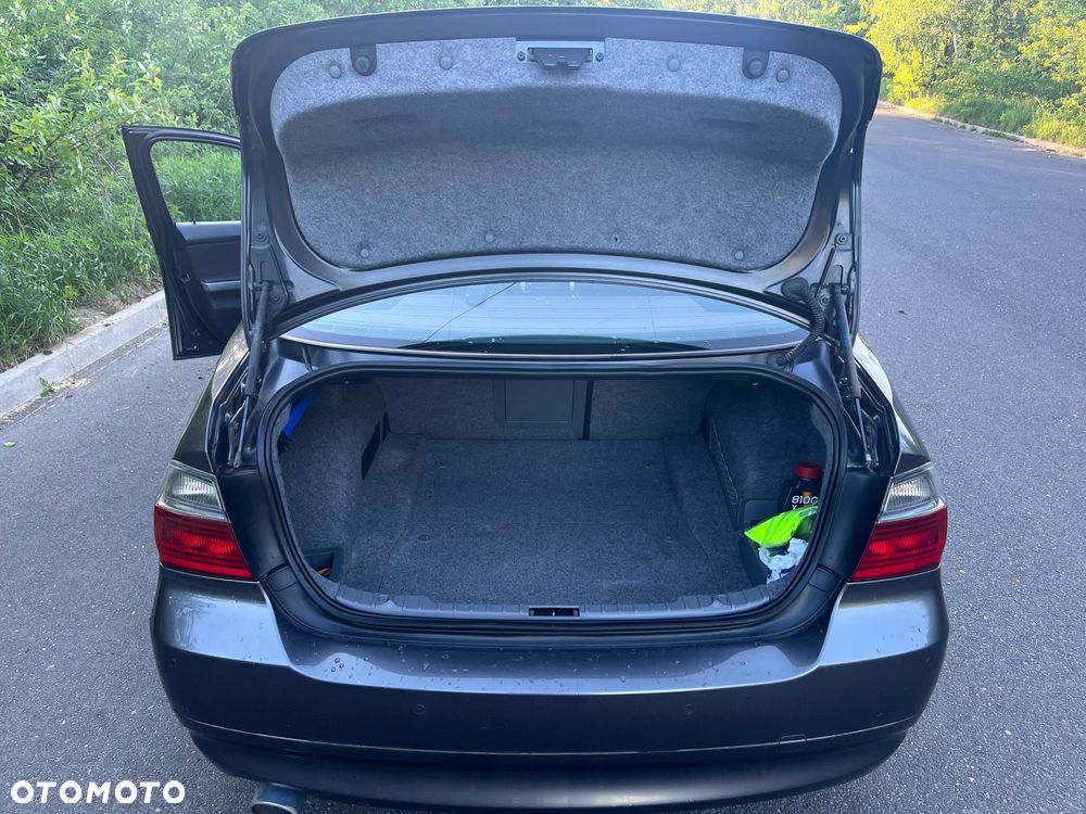 BMW Seria 3 320d DPF Edition Fleet Sport - 12