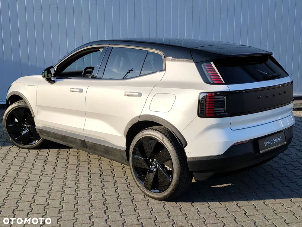 Volvo EX30 69kWh Twin Motor Ultra Black Edition - 23