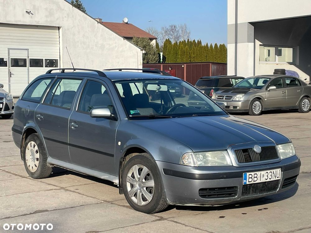 Skoda Octavia - 2