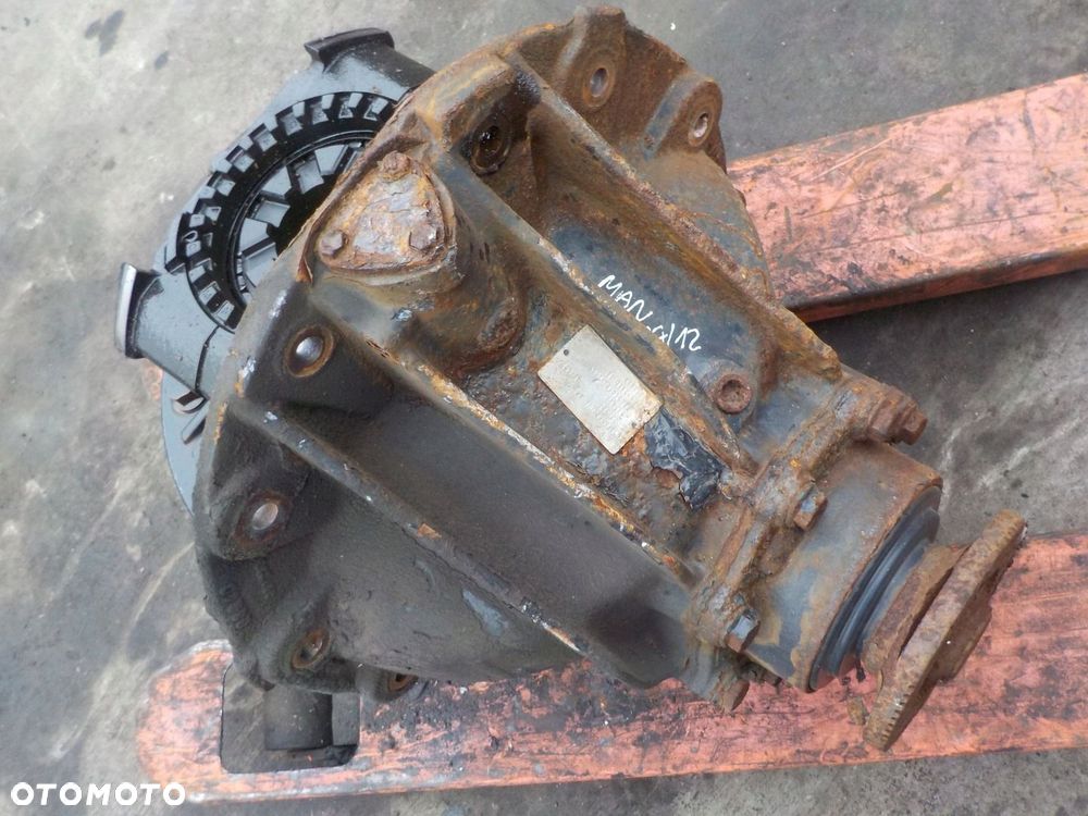 MAN TGA TGX DYFER WKŁAD MOSTU 37/13 - 1