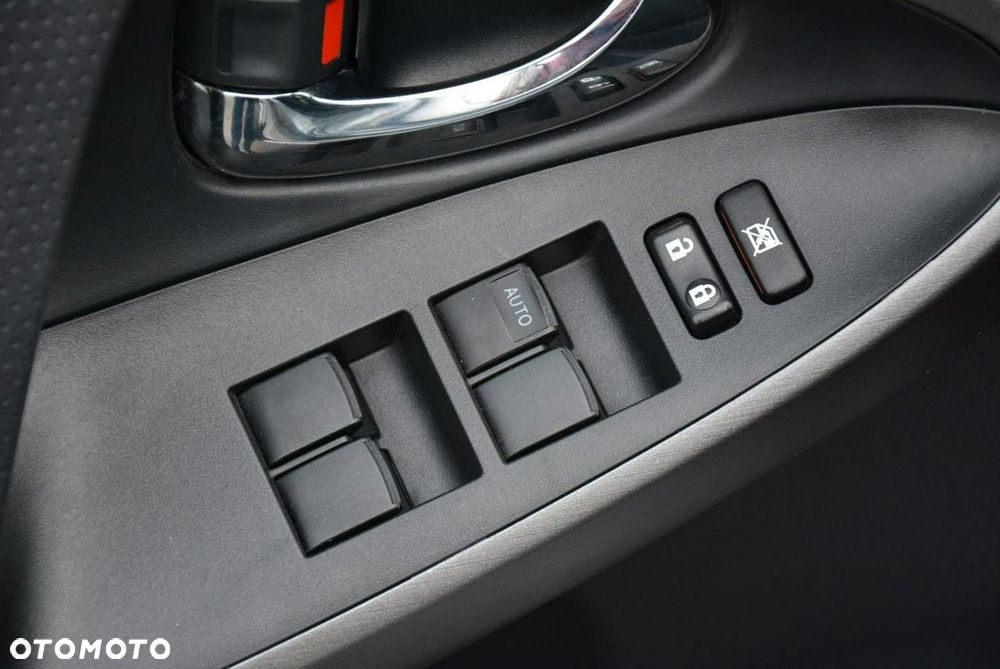 Toyota RAV4 2.0 VVT-i Sol - 27