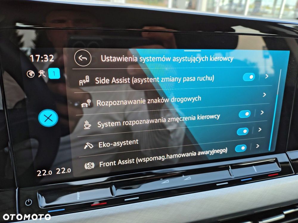 Volkswagen Golf - 37