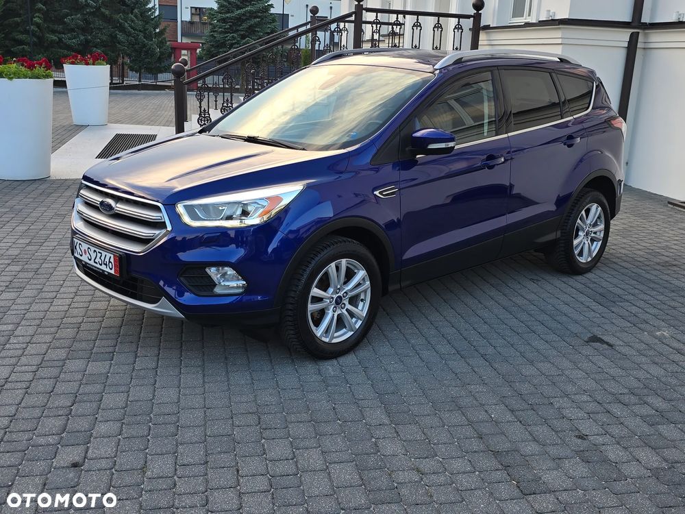 Ford Kuga 1.5 EcoBoost 2x4 Titanium - 10