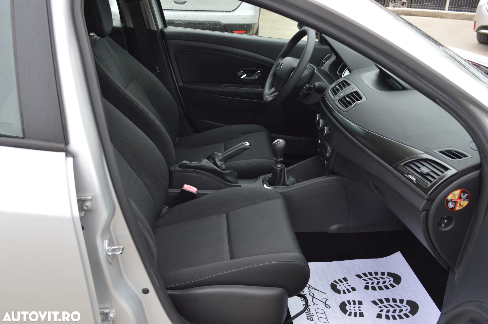 Renault Megane Blue dCi Business - 19