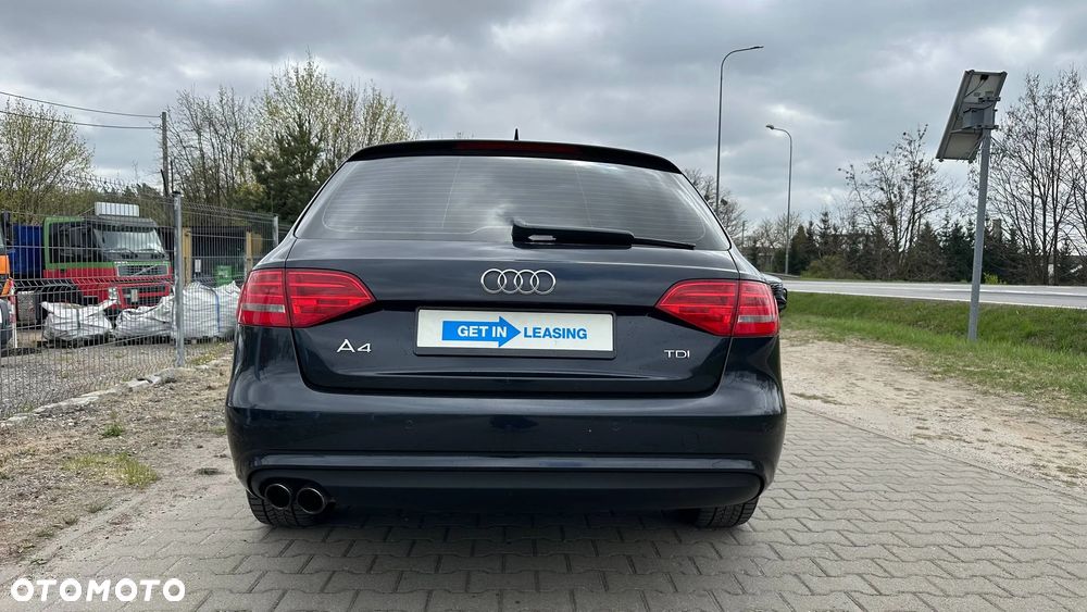 Audi A4 Avant 2.0 TDI DPF clean diesel Attraction - 12