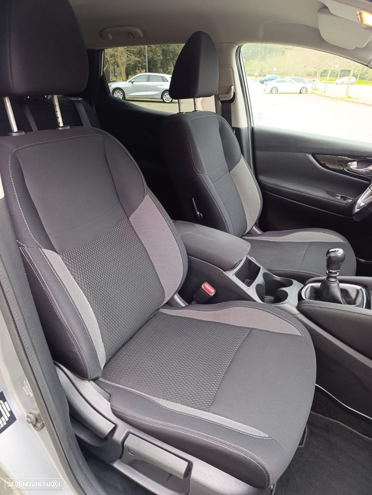 Nissan Qashqai 1.5 dCi DPF acenta - 15