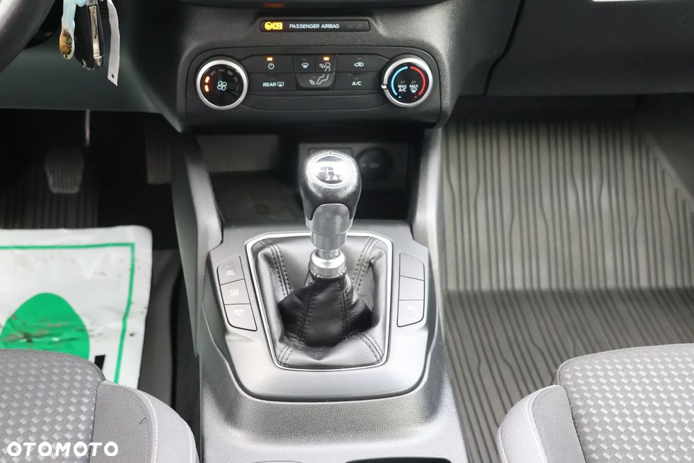 Ford Focus - 7