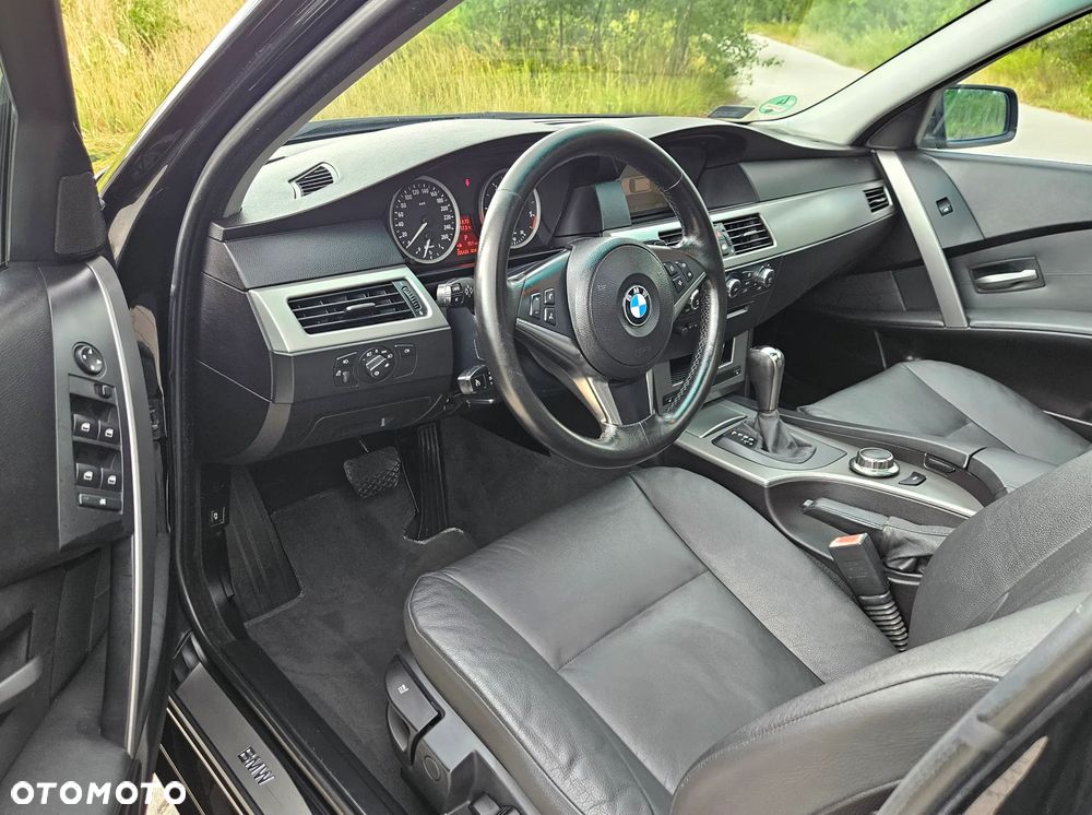 BMW Seria 5 520d - 15