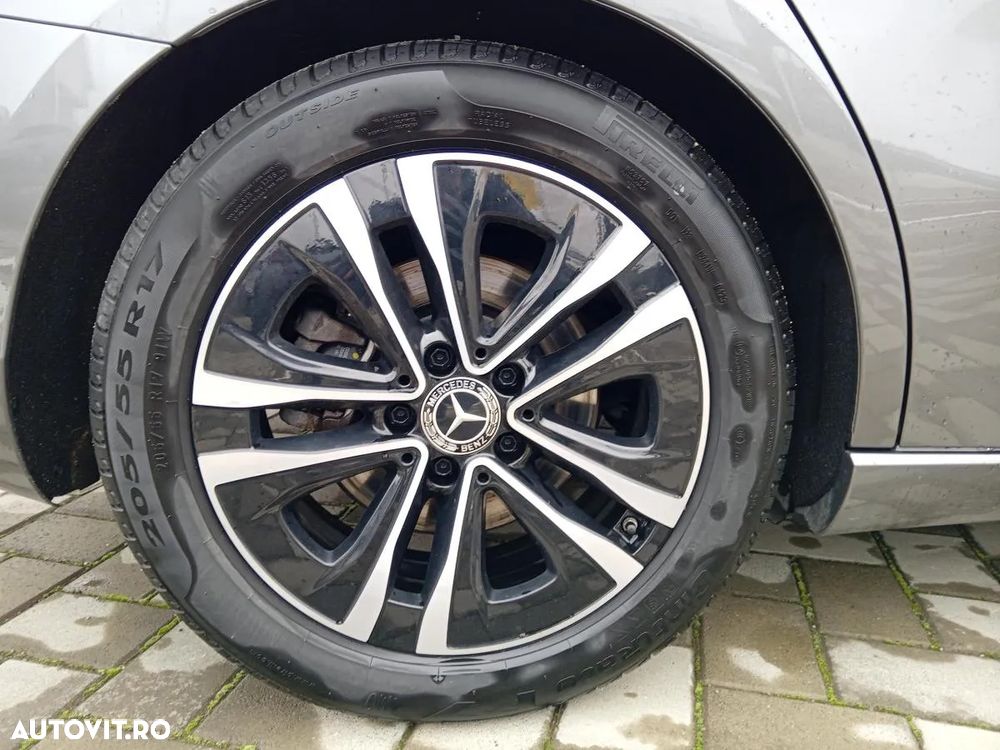 Mercedes-Benz A 220 4MATIC Aut. - 11