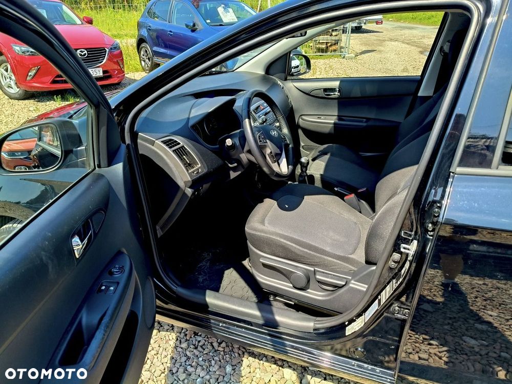 Hyundai i20 - 10